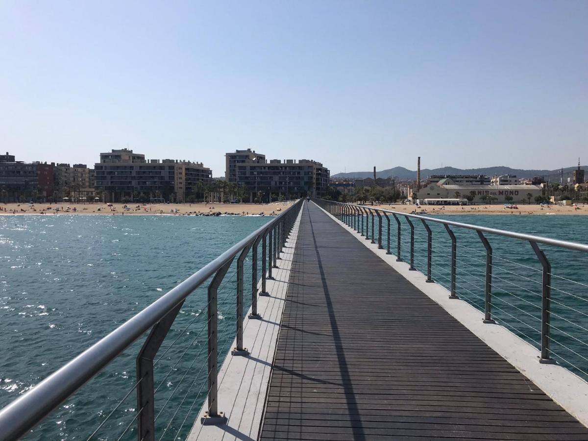 Hospedaje Dado De Baja Badalona Exteriér fotografie